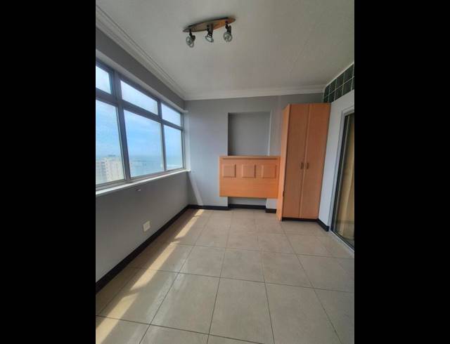 2 BEDROOM PROPERTY TO RENT IN NORTH BEACH